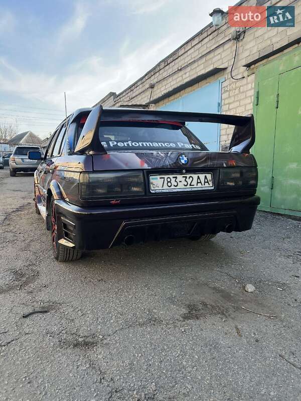 Седан BMW 3 Series 1988 в Днепре