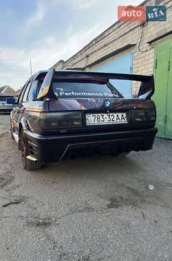 Седан BMW 3 Series 1988 в Днепре