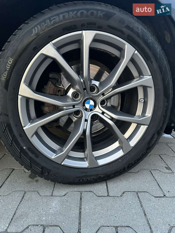 Универсал BMW 3 Series 2019 в Львове