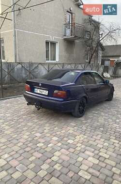 Седан BMW 3 Series 1994 в Івано-Франківську