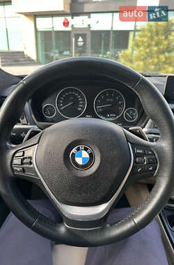 Седан BMW 3 Series 2017 в 