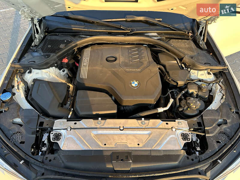 Седан BMW 3 Series 2019 в Киеве