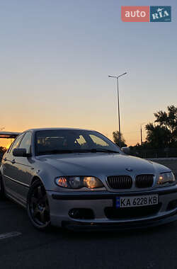 Седан BMW 3 Series 2004 в 