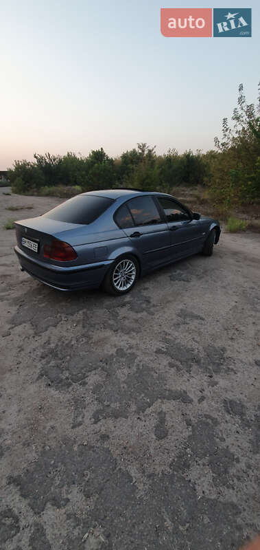Седан BMW 3 Series 1999 в Лохвице