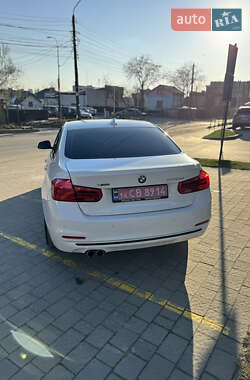 Седан BMW 3 Series 2016 в 