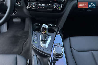 Седан BMW 3 Series 2016 в 