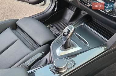 Седан BMW 3 Series 2017 в 