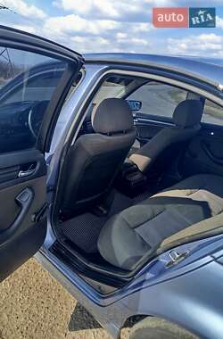 Седан BMW 3 Series 2003 в 