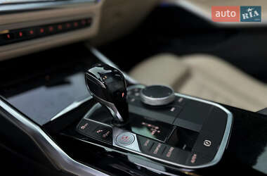 Седан BMW 3 Series 2019 в 