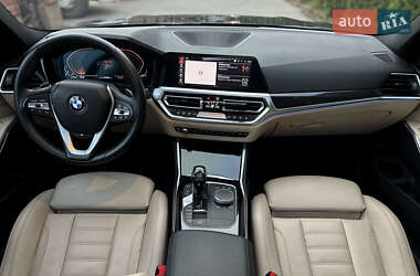 Седан BMW 3 Series 2019 в 