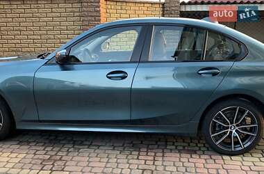 Седан BMW 3 Series 2019 в Львові
