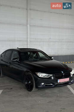 Седан BMW 3 Series 2013 в 