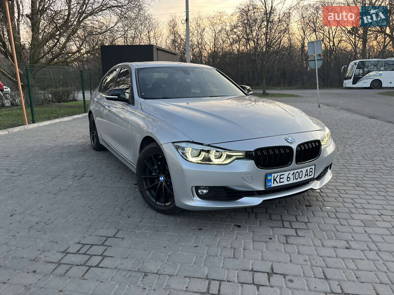 Седан BMW 3 Series 2015 в Полтаві