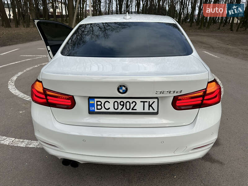 Седан BMW 3 Series 2016 в Львові