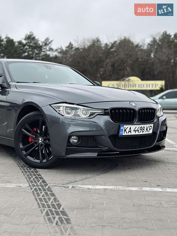 BMW 3 Series 2016