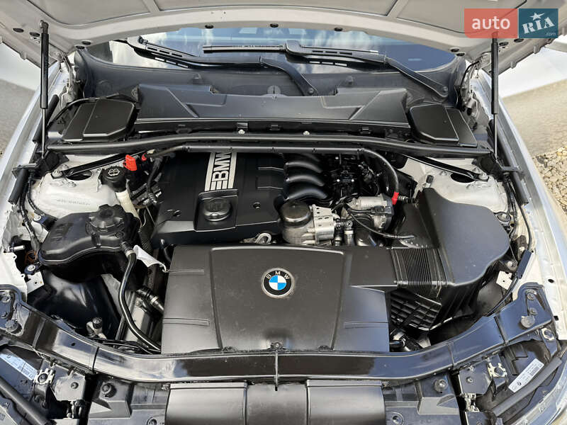 Універсал BMW 3 Series 2008 в Долині