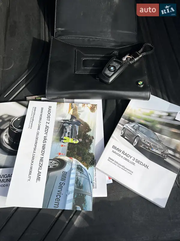 Седан BMW 3 Series 2012 в Дніпрі документ