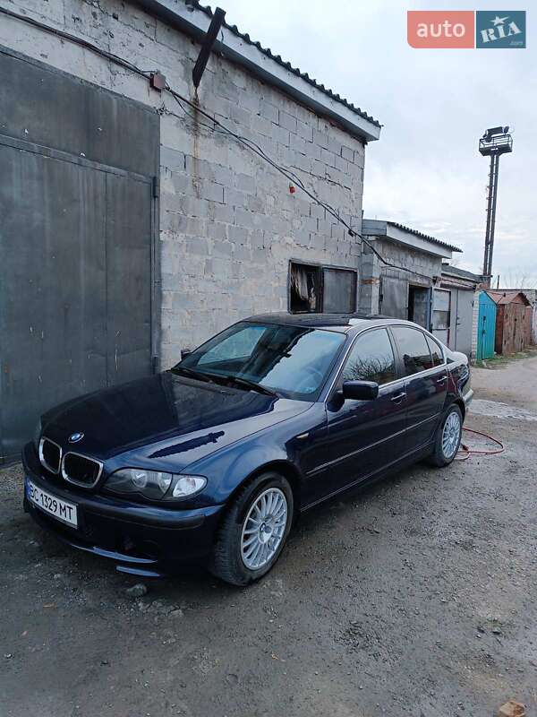 Седан BMW 3 Series 2004 в Кременчуці