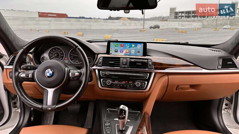 Седан BMW 3 Series 2013 в Львове