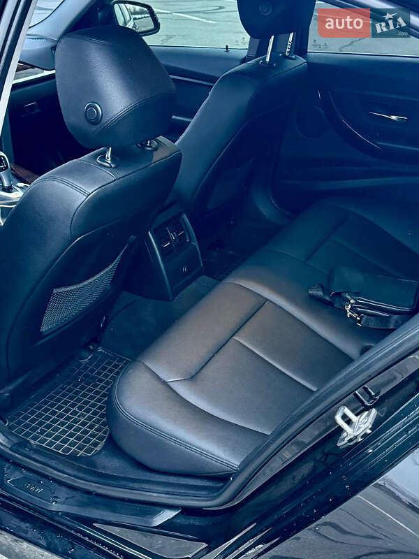 Седан BMW 3 Series 2014 в Днепре