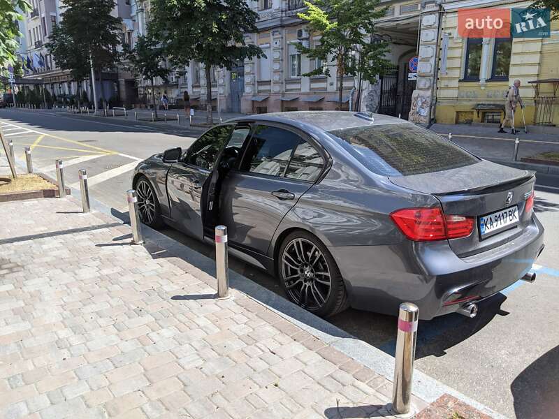 Седан BMW 3 Series 2014 в Києві