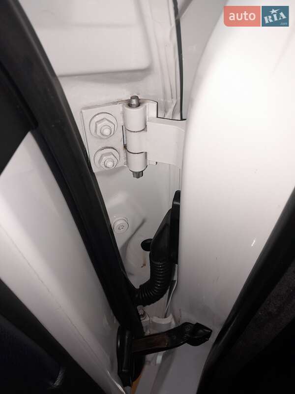 Седан BMW 3 Series 2008 в Никополе фото 26 Седан BMW 3 Series 2008 в Никополе