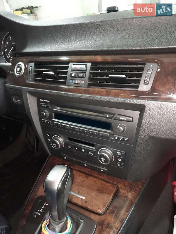 Седан BMW 3 Series 2008 в Никополе фото 48 Седан BMW 3 Series 2008 в Никополе