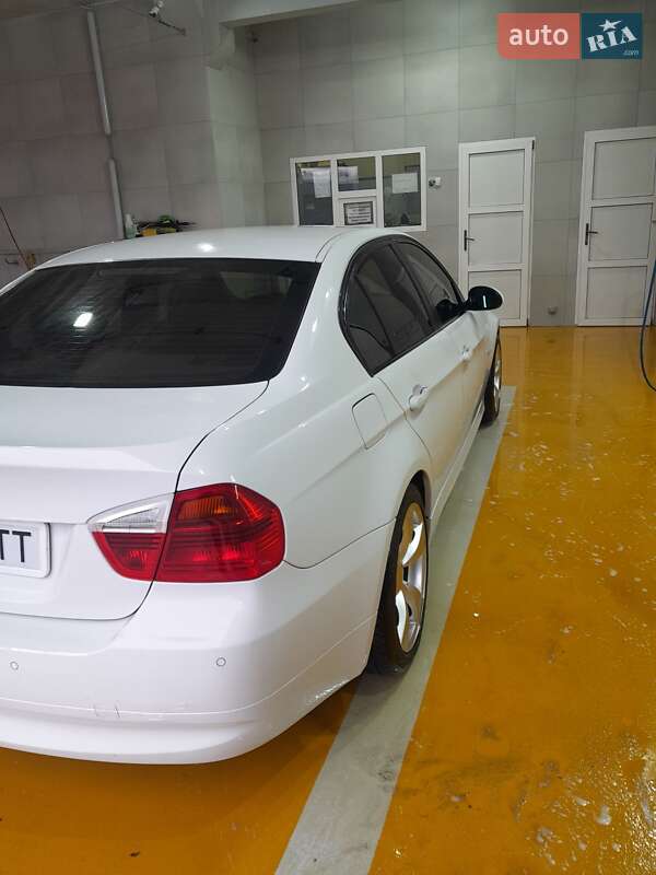 Седан BMW 3 Series 2008 в Никополе фото 59 Седан BMW 3 Series 2008 в Никополе