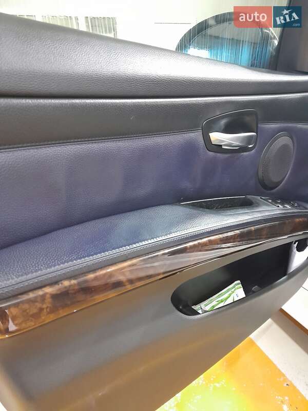Седан BMW 3 Series 2008 в Никополе фото 94 Седан BMW 3 Series 2008 в Никополе
