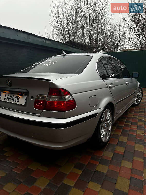 Седан BMW 3 Series 2001 в Кагарлыке