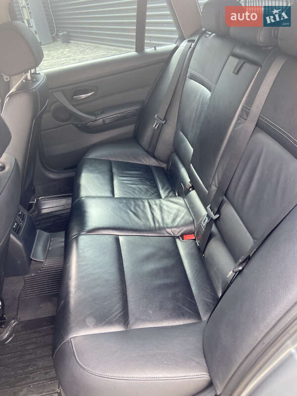 Универсал BMW 3 Series 2011 в Николаеве