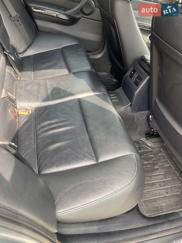 Универсал BMW 3 Series 2011 в Николаеве