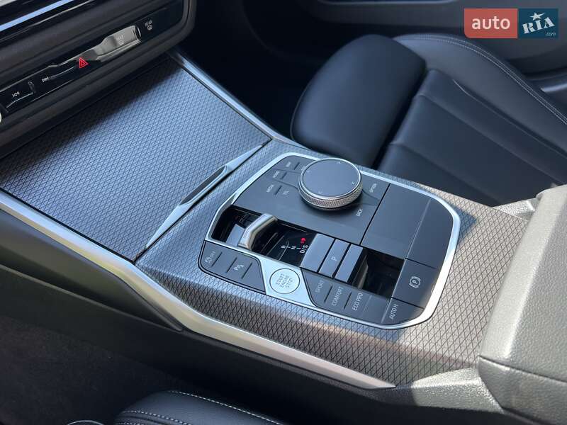 Седан BMW 3 Series 2022 в Києві