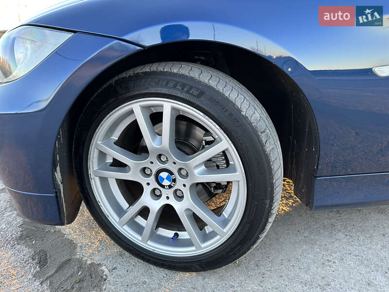 Универсал BMW 3 Series 2006 в Коростене