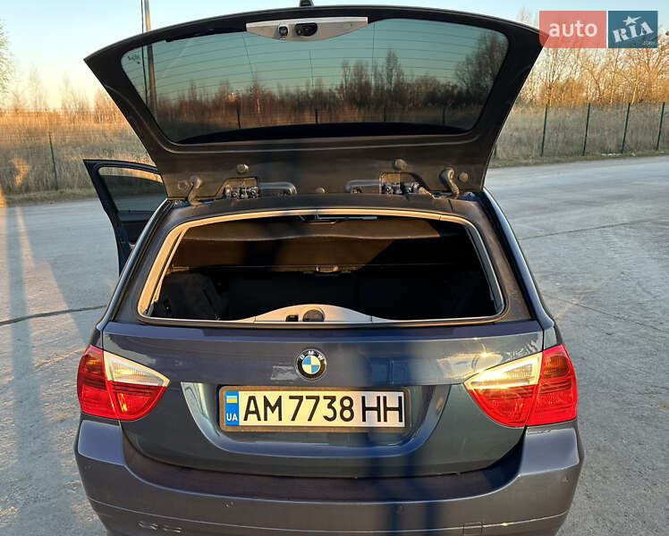 Универсал BMW 3 Series 2006 в Коростене
