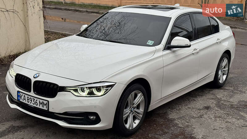 Седан BMW 3 Series 2017 в 