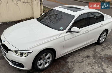 Седан BMW 3 Series 2017 в 