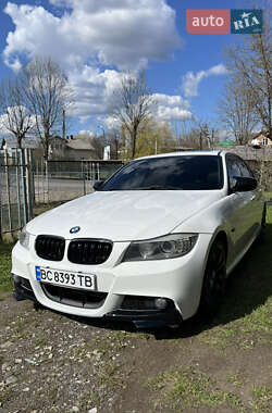 Седан BMW 3 Series 2011 в 