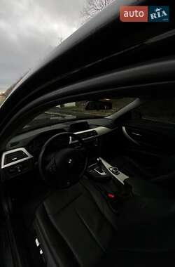 Седан BMW 3 Series 2016 в 