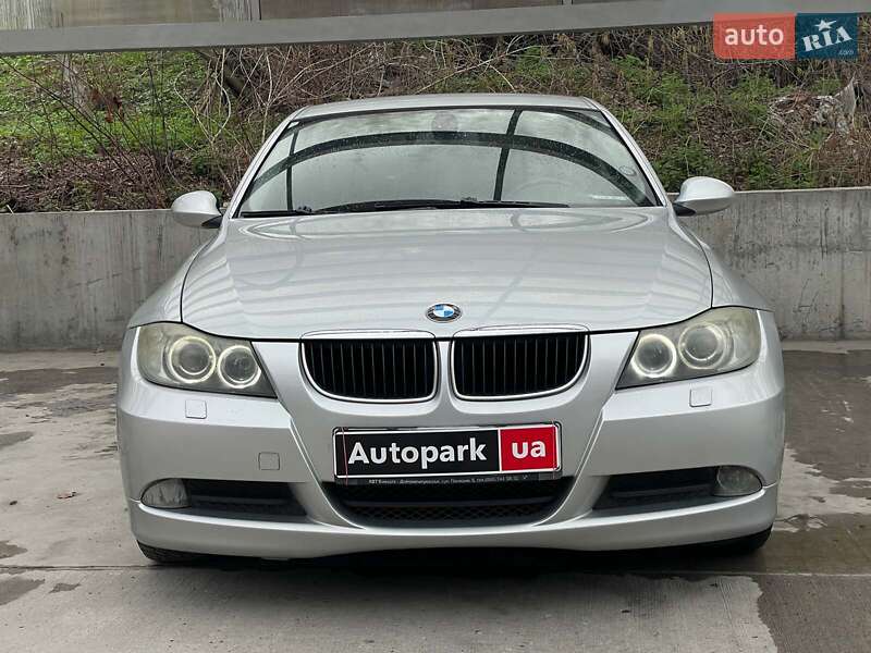 Седан BMW 3 Series 2007 в Киеве
