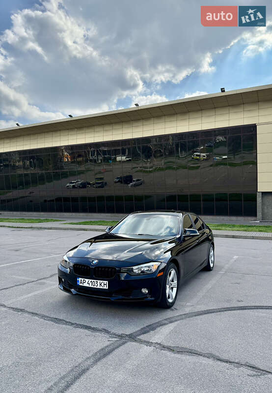 Седан BMW 3 Series 2015 в 