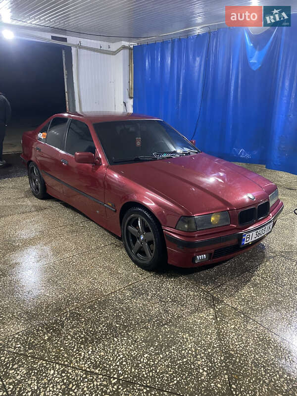 Седан BMW 3 Series 1992 в 