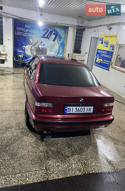 Седан BMW 3 Series 1992 в 