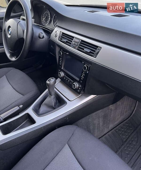 Седан BMW 3 Series 2007 в Луцьку