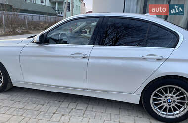 Седан BMW 3 Series 2015 в 