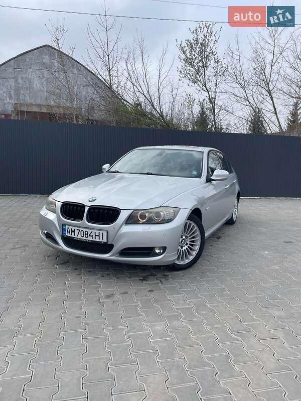 Седан BMW 3 Series 2008 в 