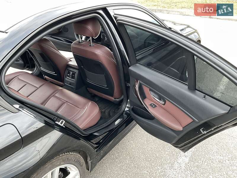 Седан BMW 3 Series 2013 в Киеве
