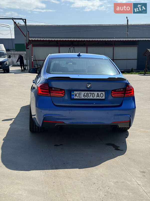 Седан BMW 3 Series 2012 в Дніпрі