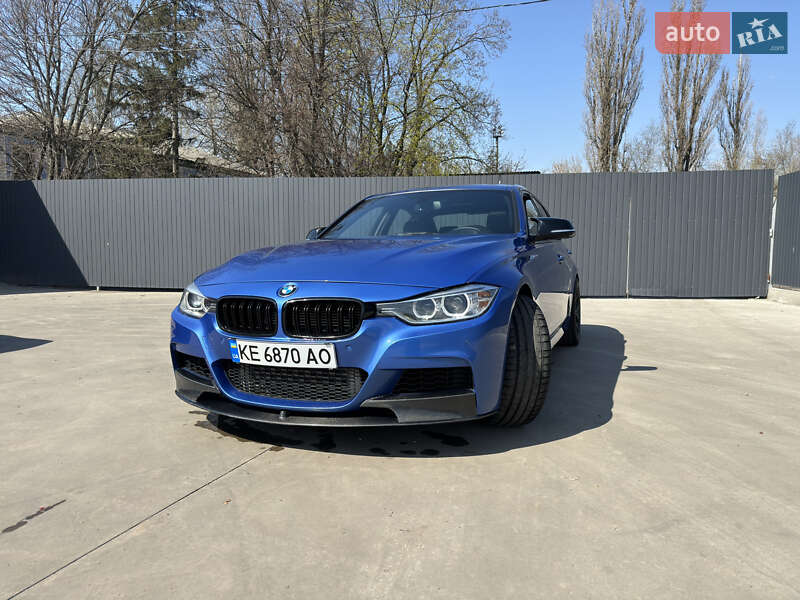 Седан BMW 3 Series 2012 в Дніпрі