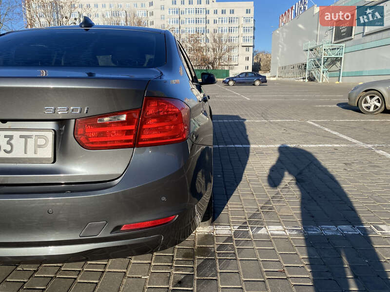 Седан BMW 3 Series 2014 в Одессе